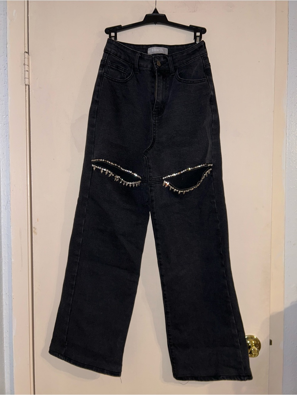 TAYLOR SWIFT INSPIRED Wide-Leg Jeans with Rhinestone